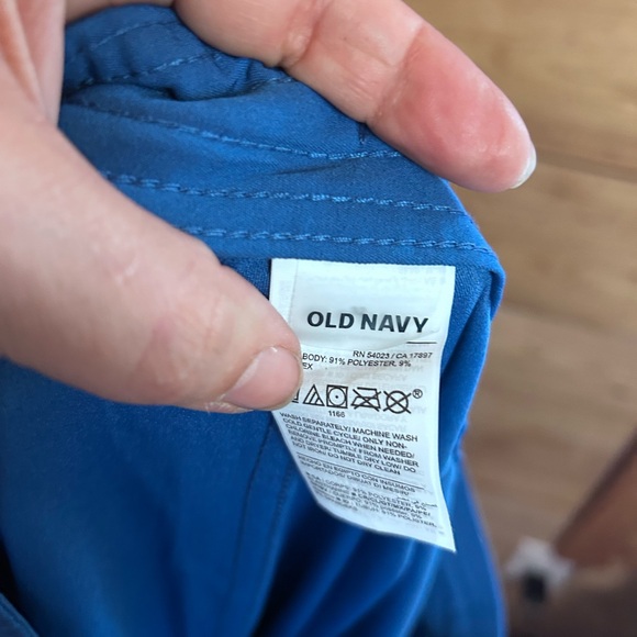 Old Navy Azure Drawstring Shorts - Picture 4 of 7